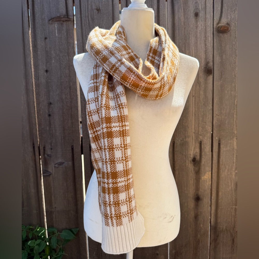 Timberland Cream and Caramel Knit Plaid Scarf One Size